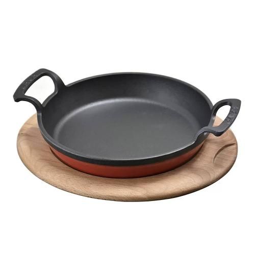 20 cm cast iron serving pan on a stand LAVA red