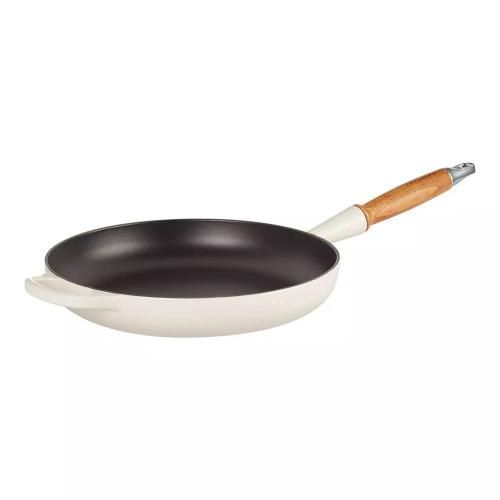 Cast iron frying pan 28 cm 2,6 liters Le Creuset Signature white