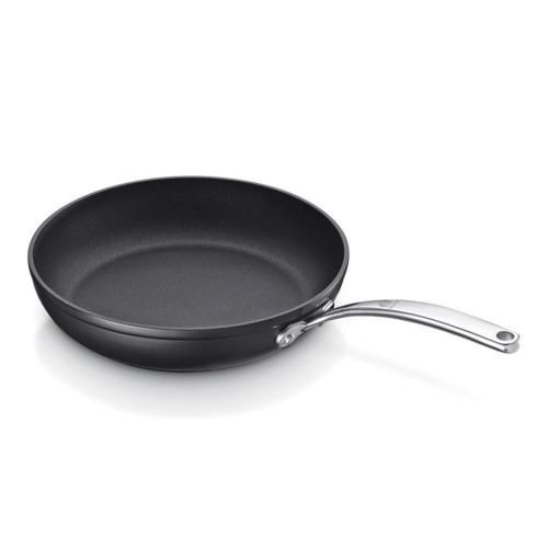 24 cm non-stick frying pan Beka Titan