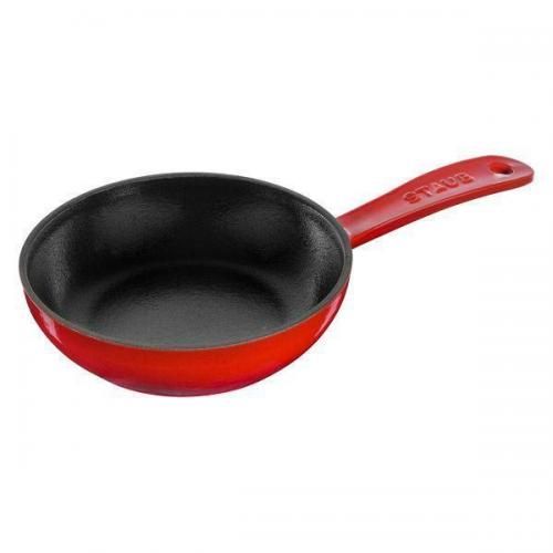 16 cm cast iron frying pan Staub red